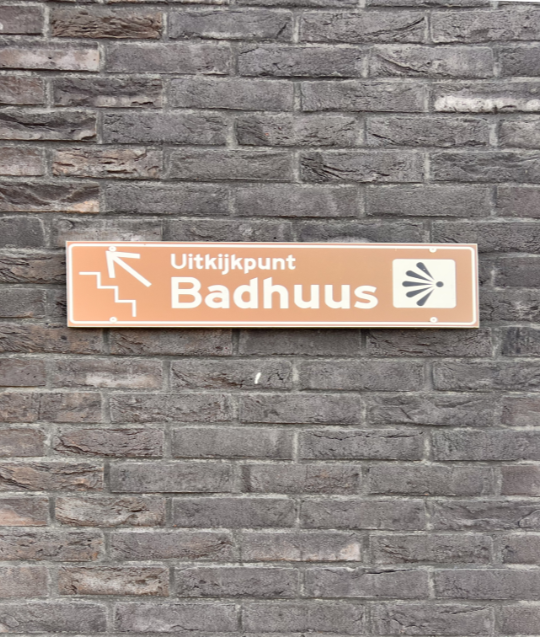 Badhuus